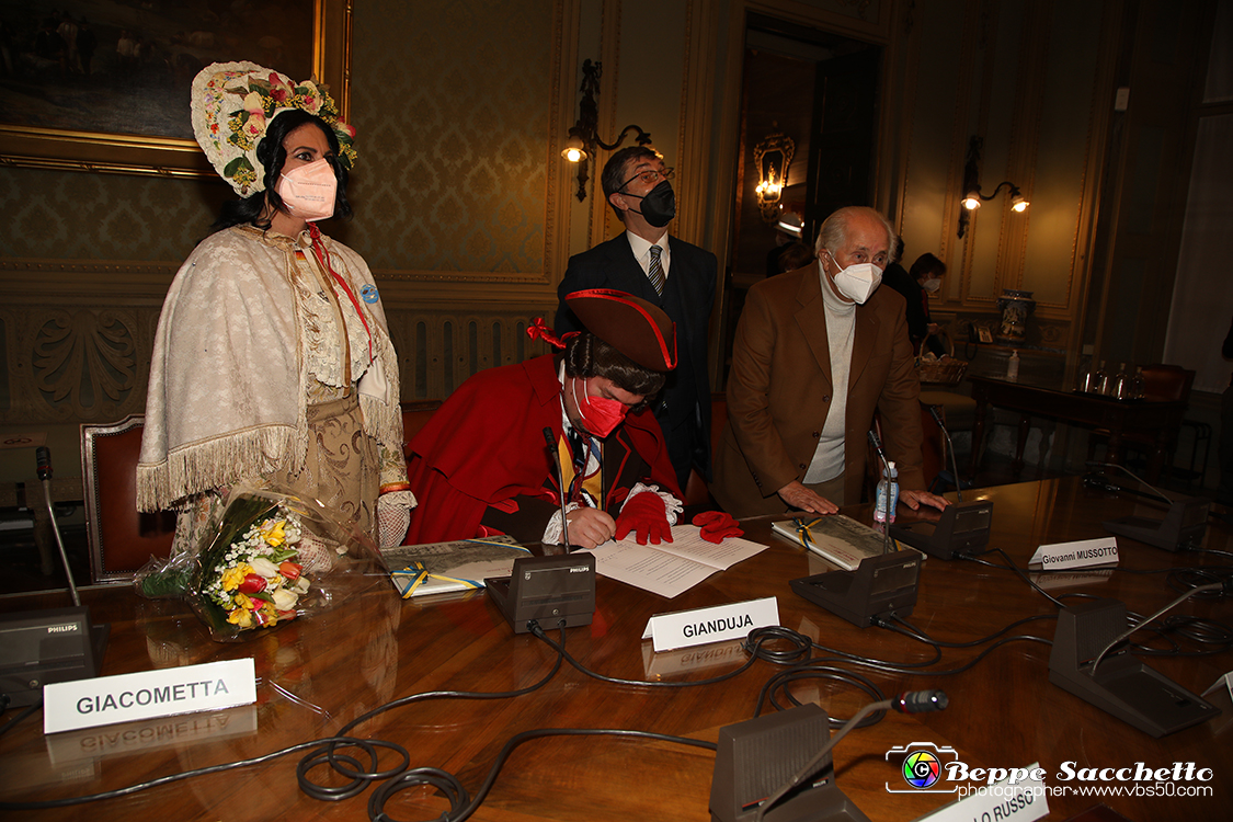 VBS_0838 - Investitura Ufficiale di Gianduja e presentazione Giacometta.jpg